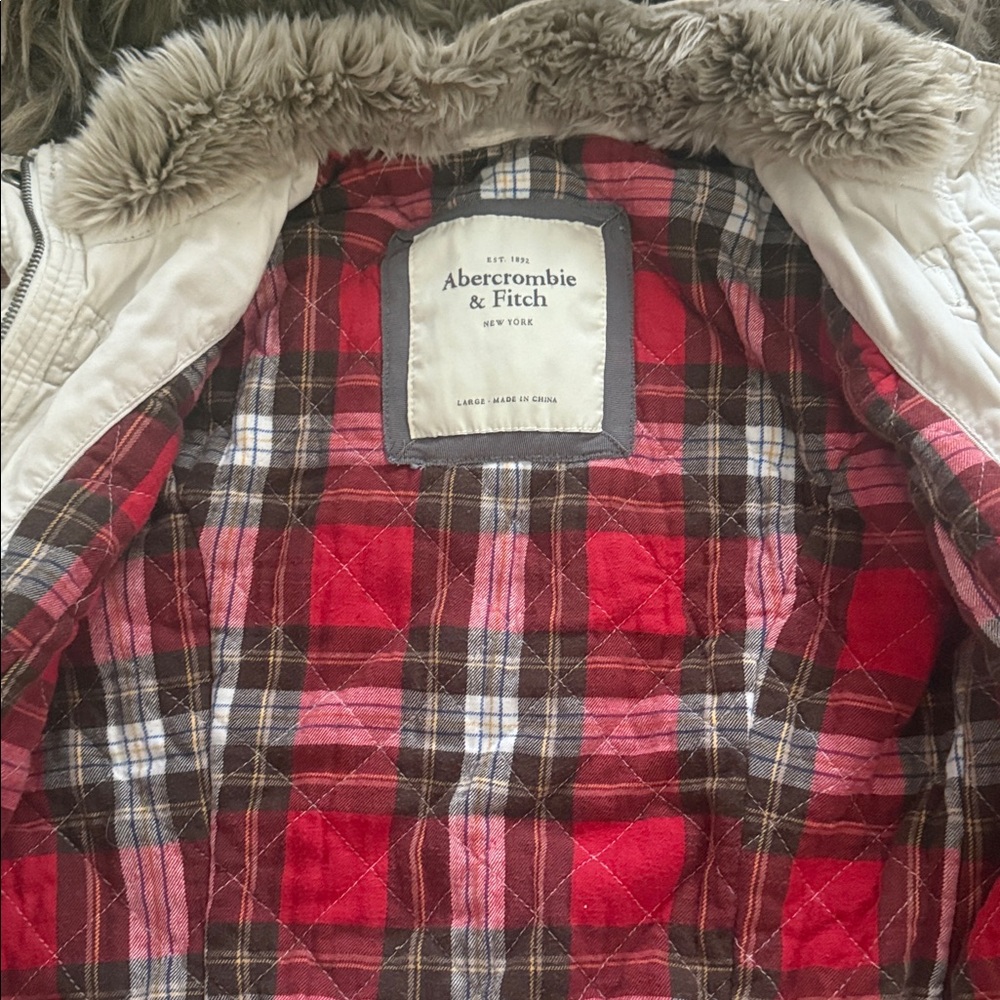 Abercrombie and Fitch Winter Coat Size Large - Picture 3 of 6